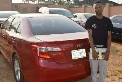 EFCC arrests Ibadan ‘Yahoo Boys’, recovers exotic cars