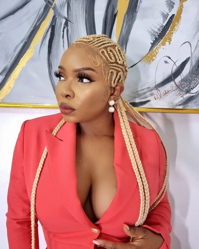  Yemi Alade replies man