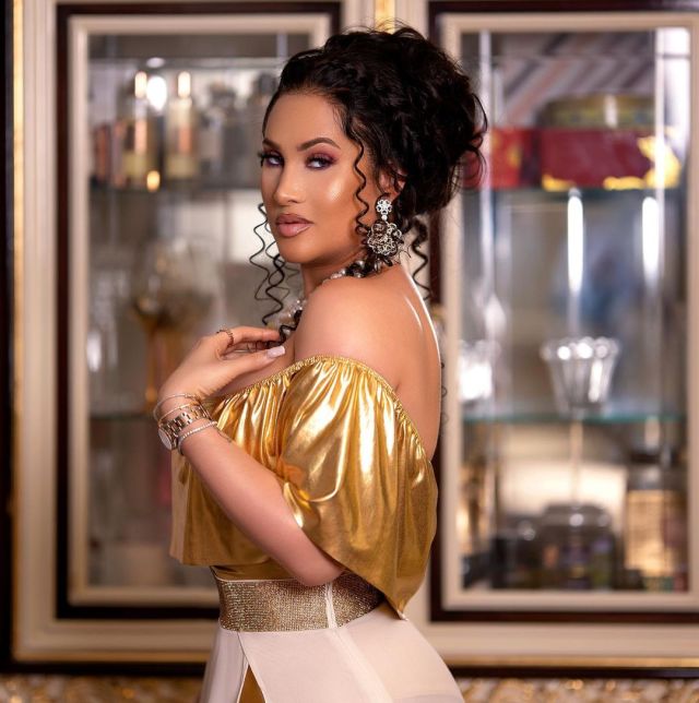 Toyin Lawani spills