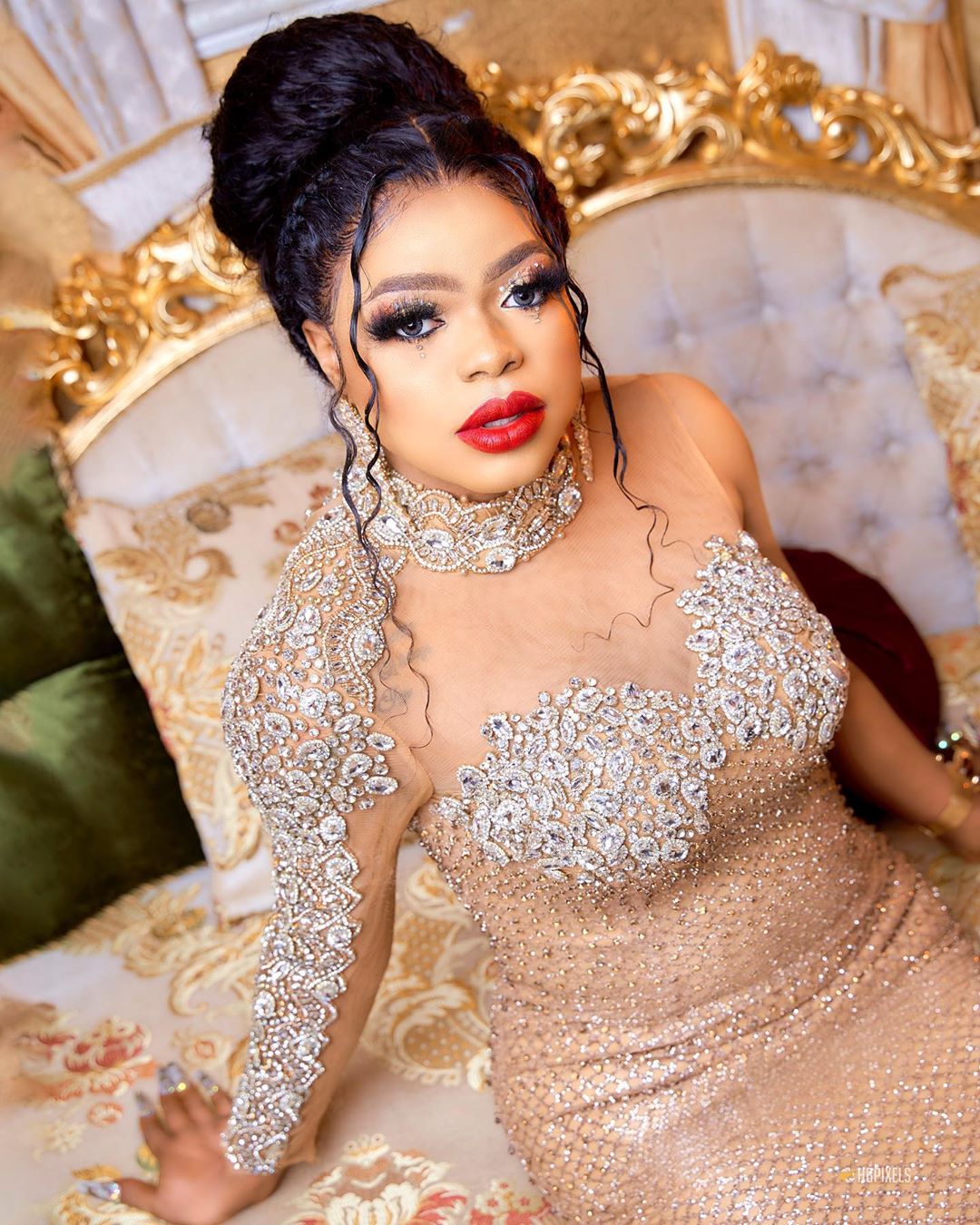 Bobrisky threatens