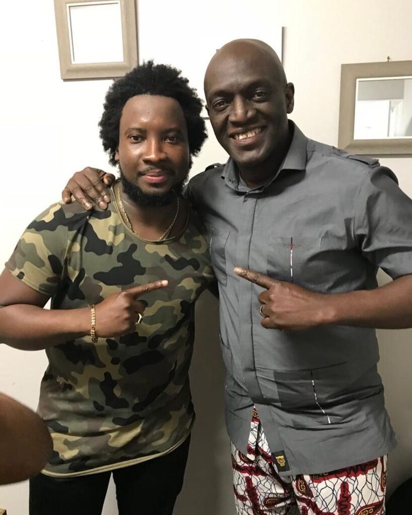  Sonnie Badu spills