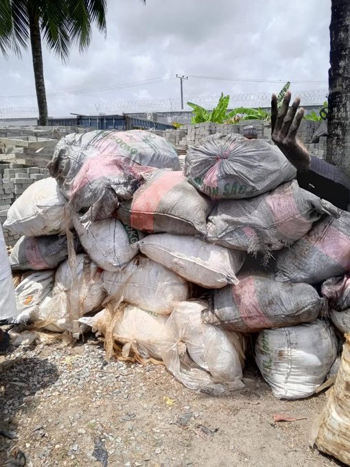 Army, Customs uncover 27 sacks of suspected drugs